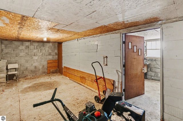 412 N Brownson Avenue, Kingsley, MI 49649