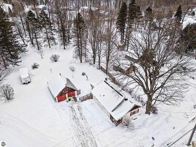 412 N Brownson Avenue, Kingsley, MI 49649