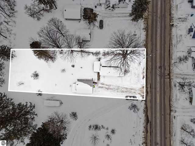 412 N Brownson Avenue, Kingsley, MI 49649