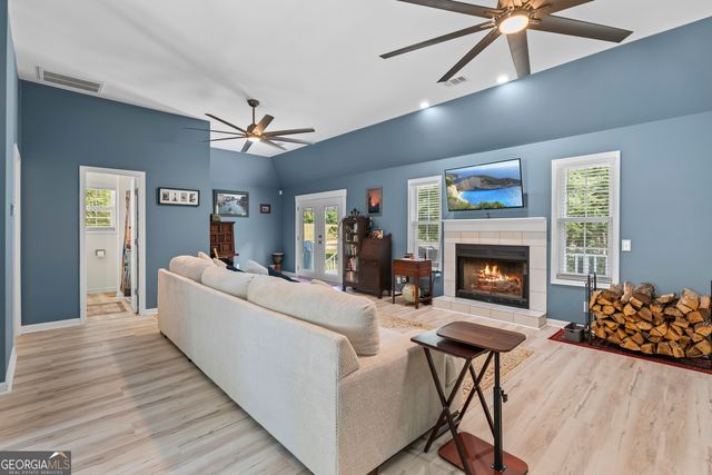 546 Old Beacon Light Road, Hartwell, GA 30643