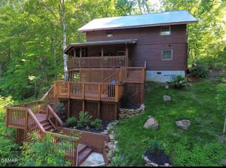 210 S Smoky Mountain Way, Sevierville, TN 37876