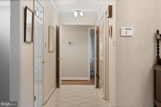 11301 CROSSING GLEN CT, Potomac, MD 20854