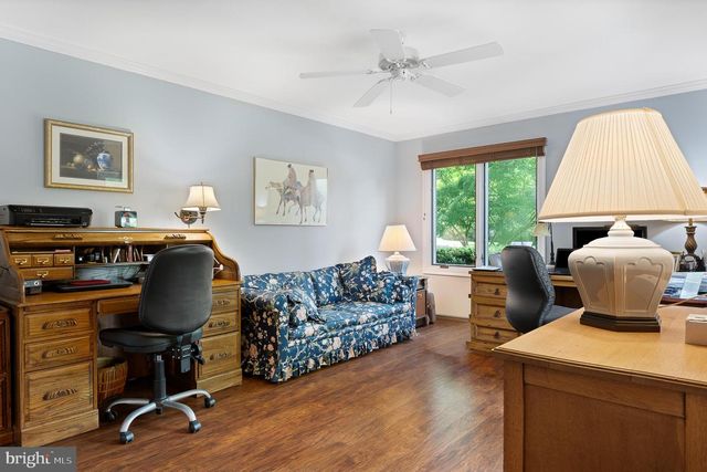 11301 CROSSING GLEN CT, Potomac, MD 20854