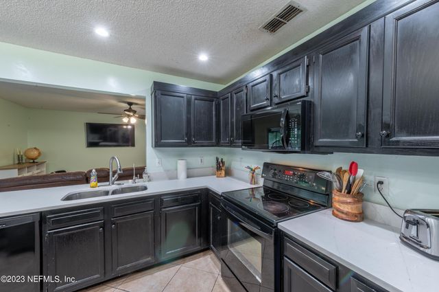 2746 GRAYTON Court, Jacksonville, FL 32224