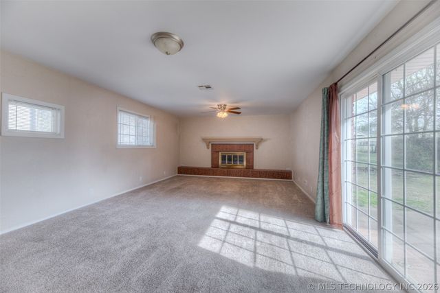 5773 E 26th Place, Tulsa, OK 74114