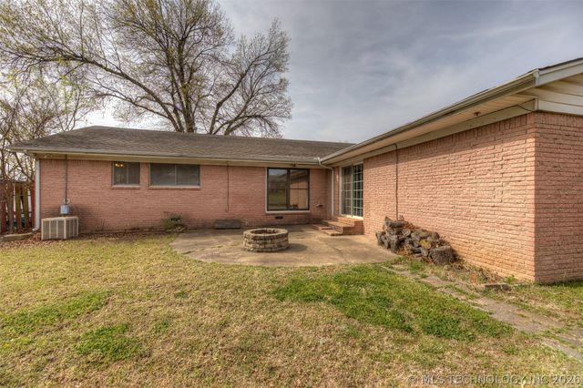 5773 E 26th Place, Tulsa, OK 74114