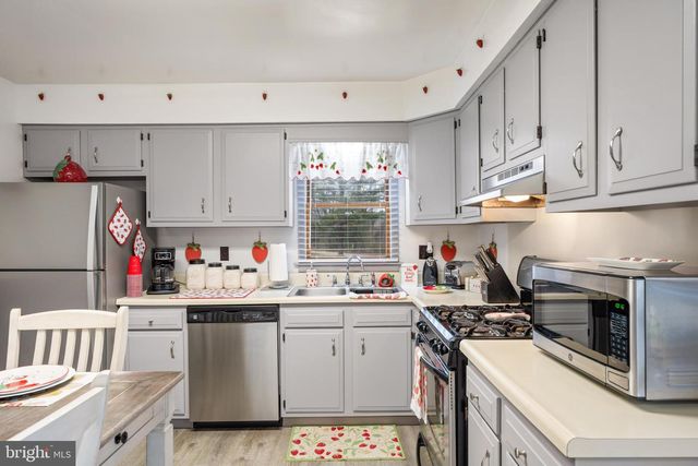 393 NEWPORT NECK RD, Newport, NJ 08345