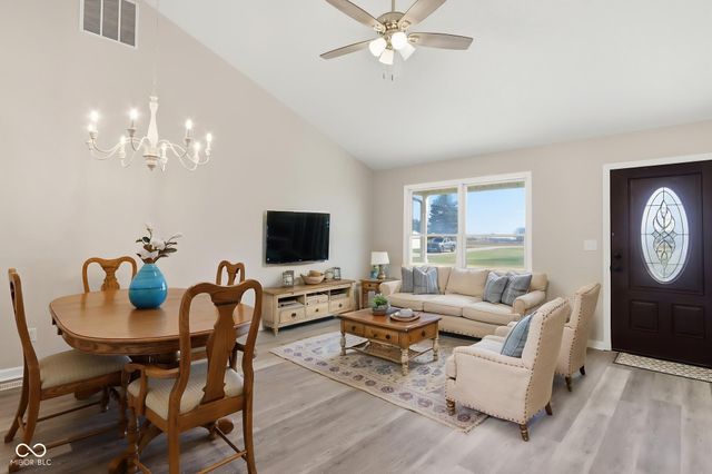 4330 S 100 E, Lebanon, IN 46052