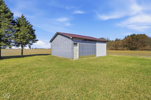 4330 S 100 E, Lebanon, IN 46052