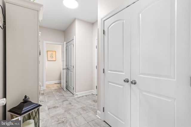 6800 GWENMAWR RD, Bethlehem, PA 18017