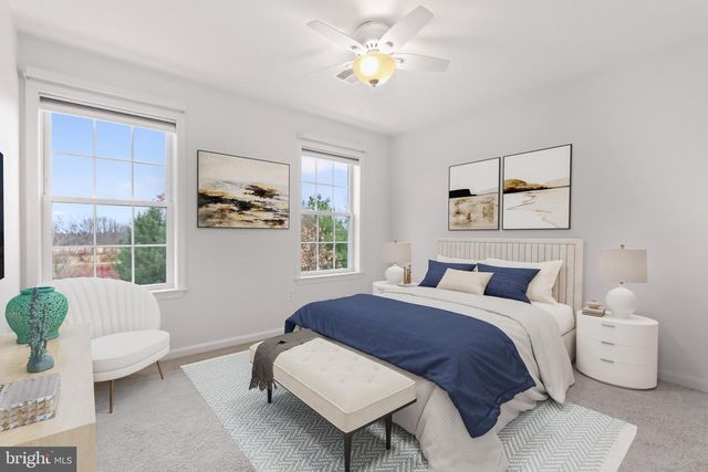 6800 GWENMAWR RD, Bethlehem, PA 18017