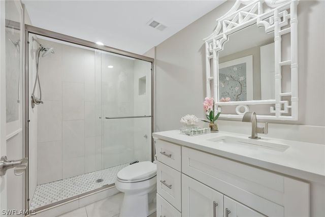 265 DEERWOOD CIR 15-12, Naples, FL 34113