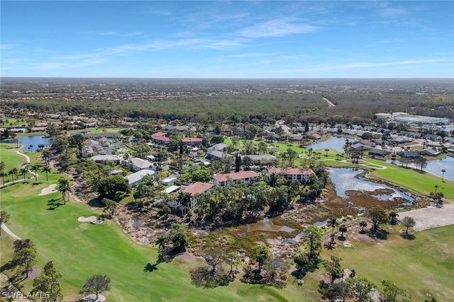 265 DEERWOOD CIR 15-12, Naples, FL 34113