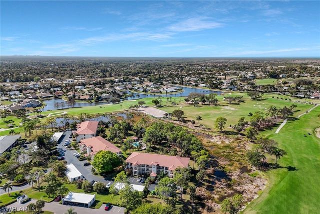 265 DEERWOOD CIR 15-12, Naples, FL 34113