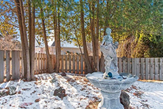 2445 INGOLD COURT, Green Bay, WI 54301