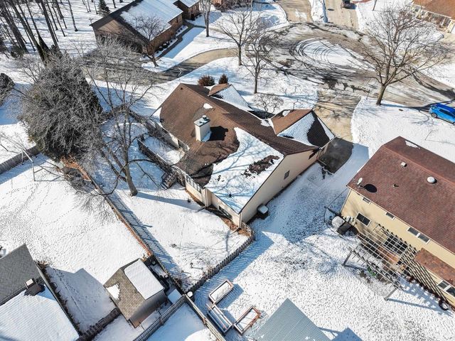 2445 INGOLD COURT, Green Bay, WI 54301