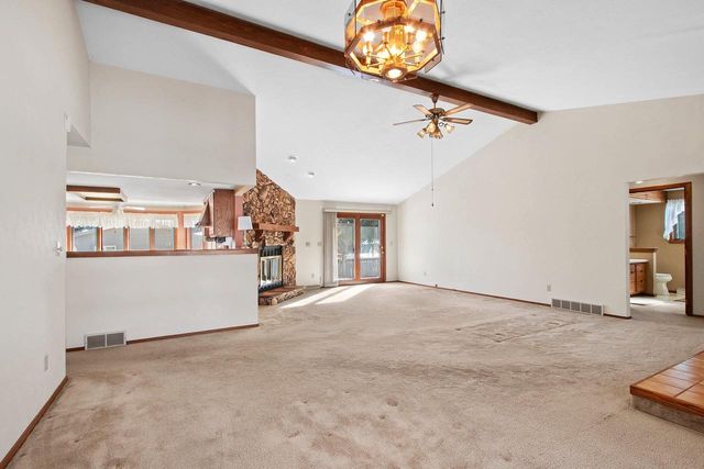 2445 INGOLD COURT, Green Bay, WI 54301