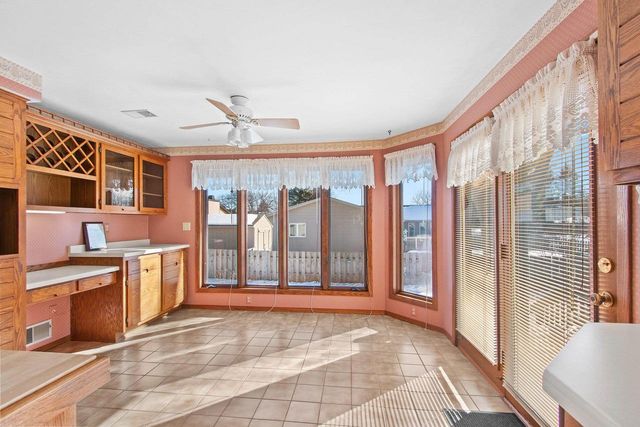 2445 INGOLD COURT, Green Bay, WI 54301