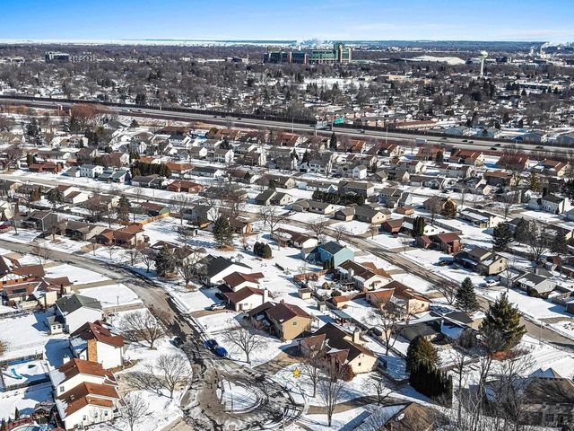 2445 INGOLD COURT, Green Bay, WI 54301