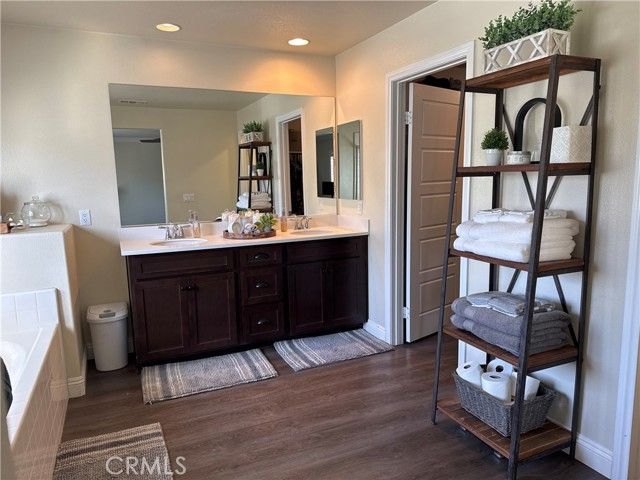 30599 Rattle Dance, Menifee, CA 92584