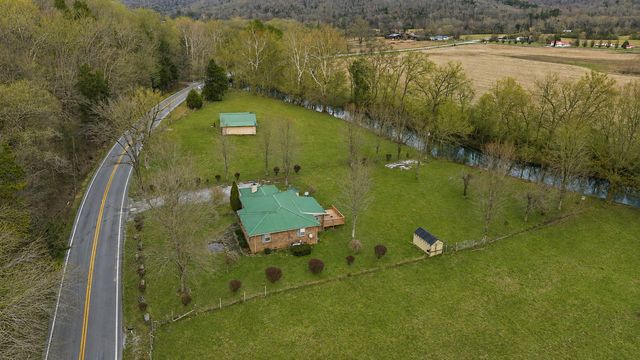7610 SR 50, Pelham, TN 37366