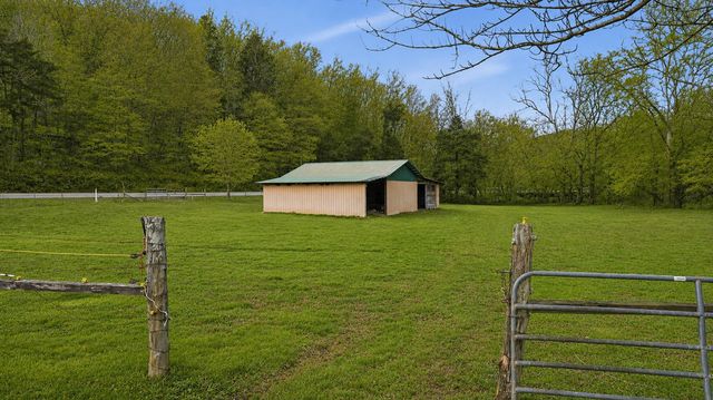 7610 SR 50, Pelham, TN 37366