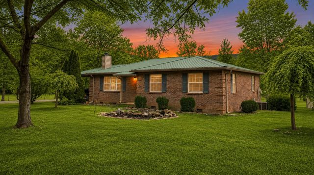 7610 SR 50, Pelham, TN 37366