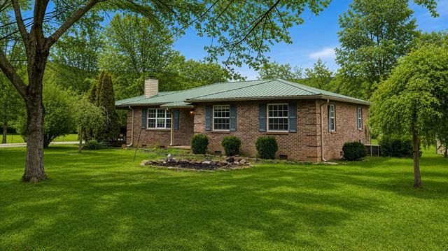 7610 SR 50, Pelham, TN 37366