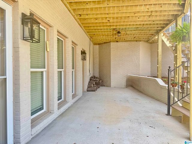 224 CAHABA OAKS TRAIL, Indian Springs Village, AL 35124
