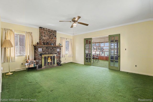 1812 Luneta Court, Commerce Charter Township, MI 48382