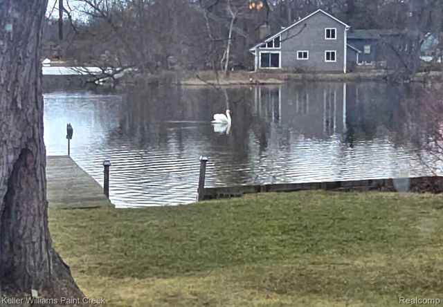 1812 Luneta Court, Commerce Charter Township, MI 48382