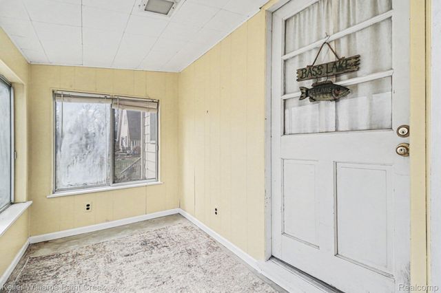 1812 Luneta Court, Commerce Charter Township, MI 48382