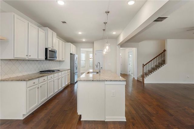 578 Victoria Heights Drive, Dallas, GA 30132
