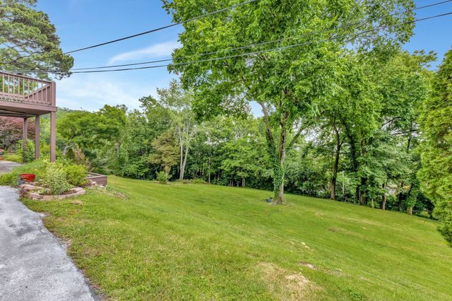 1204 Brentwood Ln, Brentwood, TN 37027