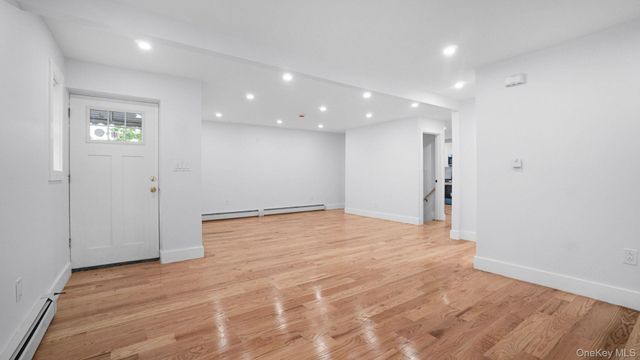 1616 Hammersley Avenue, Bronx, NY 10469
