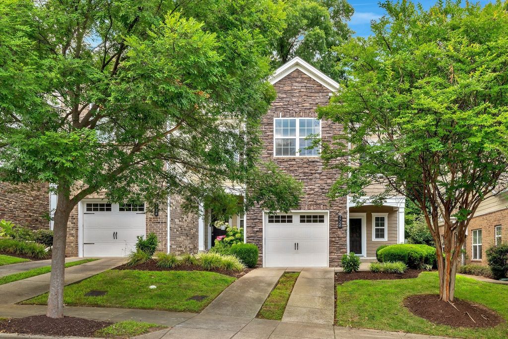 3724 Shane Point Pl, Nashville, TN 37211