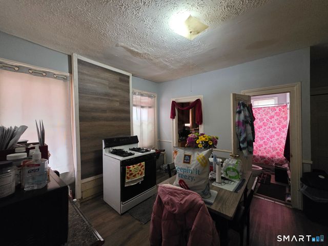 69 Babcock Street, Hartford, CT 06106