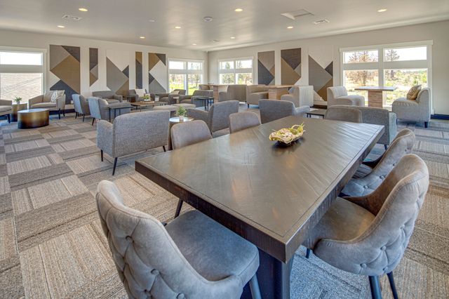 3060 NE Brownstone Place, Bend, OR 97701