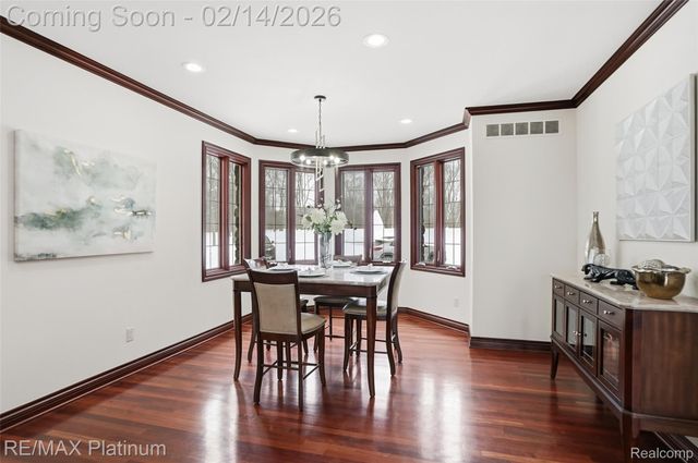 11205 Redberry Court, Hamburg Township, MI 48189