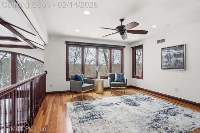 11205 Redberry Court, Hamburg Township, MI 48189