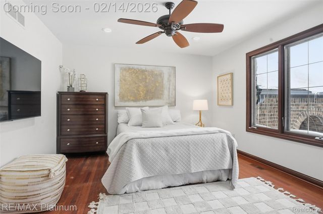 11205 Redberry Court, Hamburg Township, MI 48189