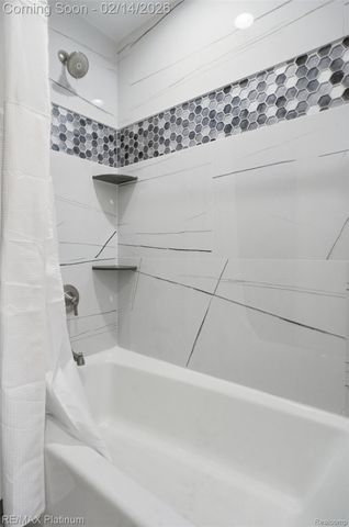 11205 Redberry Court, Hamburg Township, MI 48189