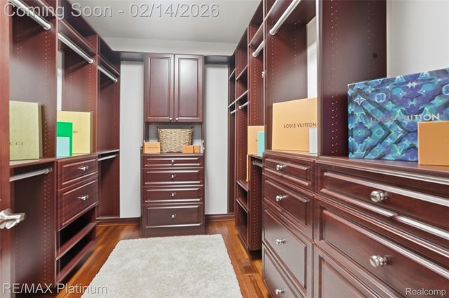 11205 Redberry Court, Hamburg Township, MI 48189