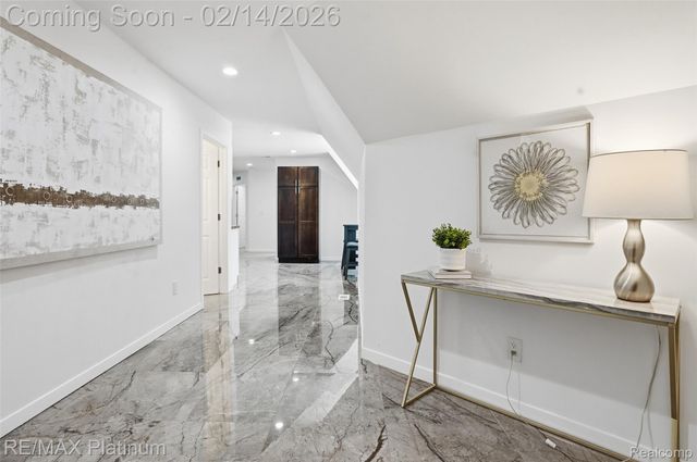 11205 Redberry Court, Hamburg Township, MI 48189