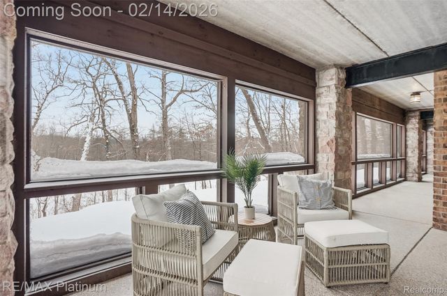 11205 Redberry Court, Hamburg Township, MI 48189