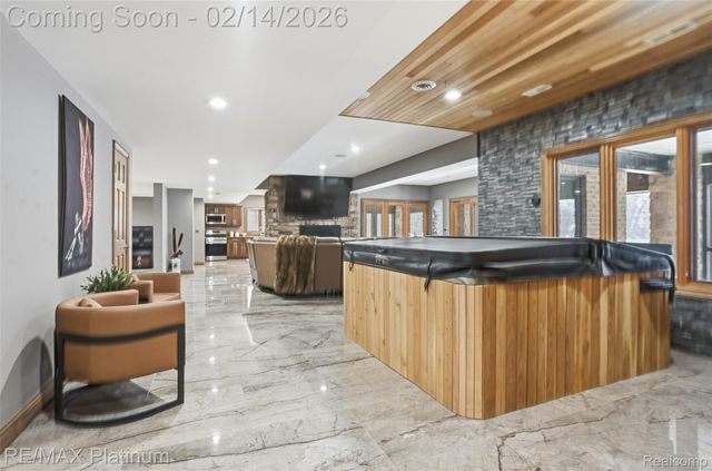 11205 Redberry Court, Hamburg Township, MI 48189