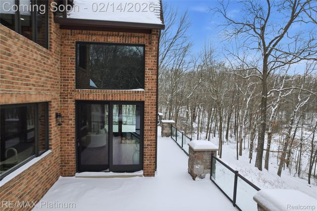 11205 Redberry Court, Hamburg Township, MI 48189