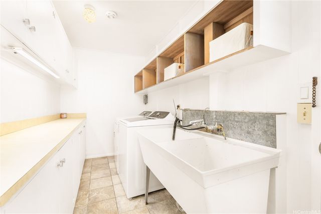 98-042 Puaalii Way, Aiea, HI 96701