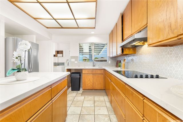 98-042 Puaalii Way, Aiea, HI 96701