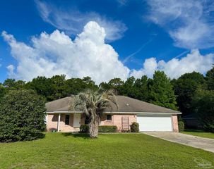 5473 Timber Creek Cir, Pace, FL 32571
